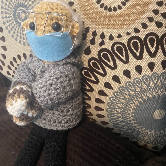 Bernie - Picture 2 of 7